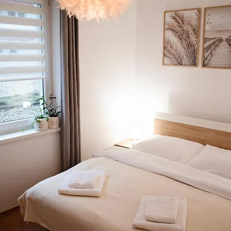 Bakossova Centrum דירה