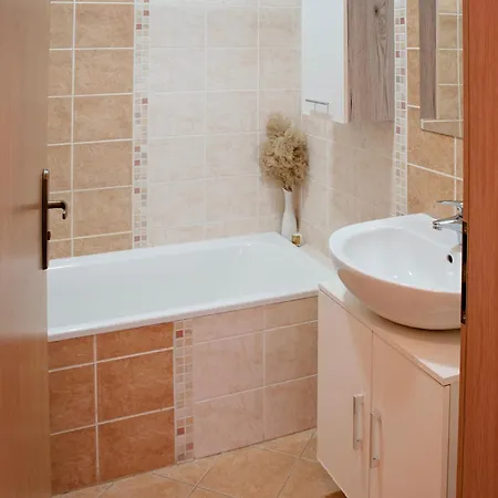 Daire Bakossova Centrum